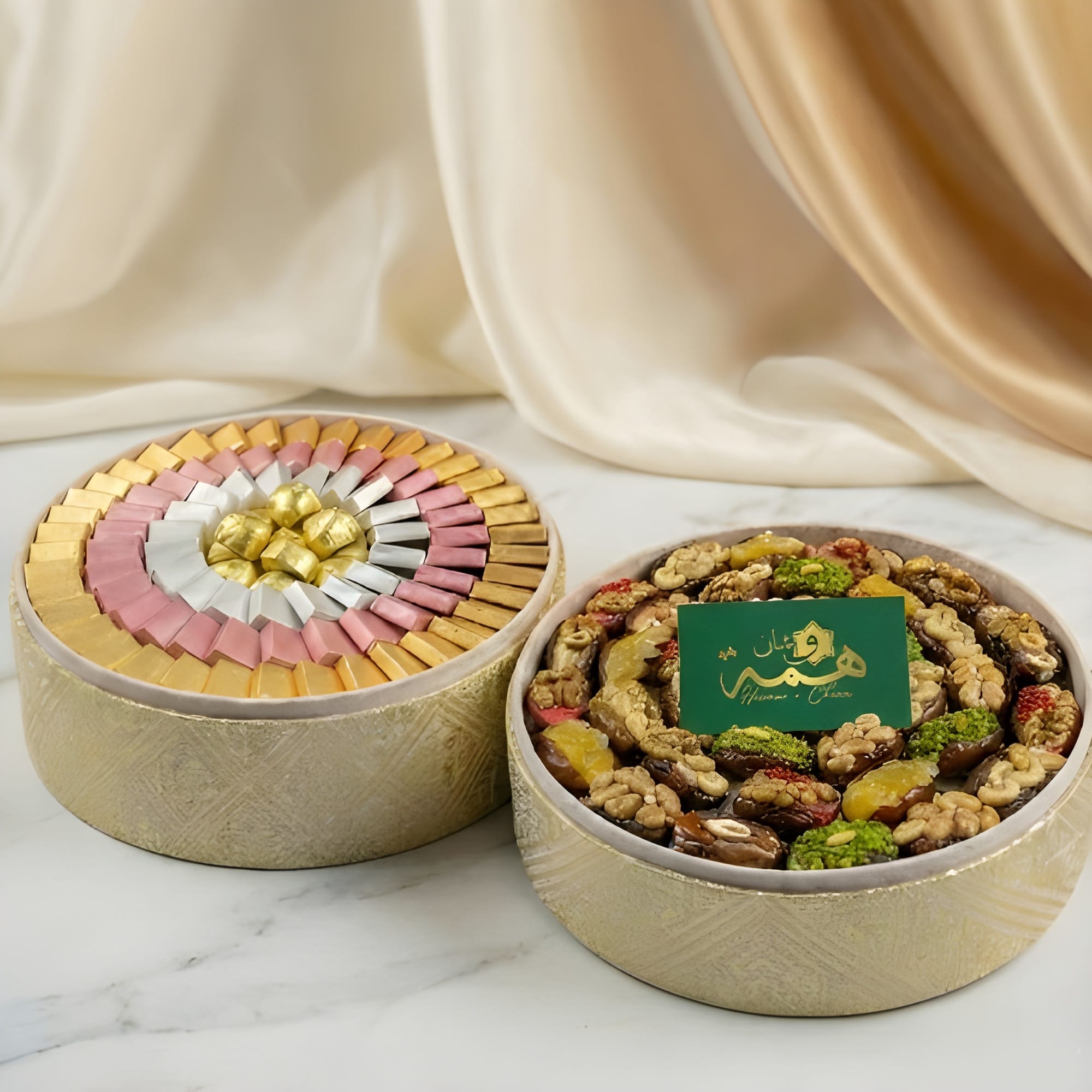 floral , mariage , wedding , Anniversaire , Birthday , Compositions Florales Luxe, floral, Anniversaire, Birthday, Compositions Florales Luxe, Marriage, wedding, عقد القران , ورد , سبوع , coffret chocolat , Baby shower , Dattes fourrées prestige , Coffrets gourmands / Chocolats de luxe , Mariage marocain , Cadeau parfait , Fiançailles , حنة , حنة العروس , Henné , Tawzi3at , Luxe , Hemma o Chane , Henné .