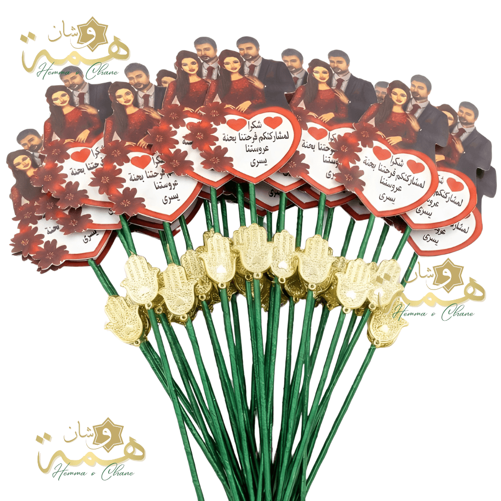 Tawzi3at Prestige Souvenirs Uniques pour Votre Mariage2 floral , mariage , wedding , Anniversaire , Birthday , Compositions Florales Luxe, floral, Anniversaire, Birthday, Compositions Florales Luxe, Marriage, wedding, عقد القران , ورد , سبوع , coffret chocolat , Baby shower , Dattes fourrées prestige , Coffrets gourmands / Chocolats de luxe , Mariage marocain , Cadeau parfait , Fiançailles , حنة , حنة العروس , Henné , Tawzi3at , Luxe , Hemma o Chane , Henné , Mirror , Maraya, Menu , ramadan , aid el fitre , luxe , Chocolate , satin , 2026 , Coffret fleurs mariage , Box roses rouges , Cadeau personnalisé couple , Composition florale , artificielle luxe , Coffret velours cœur , Plateau miroir mariage, Plateau fiançailles personnalisé, Trousseau mariée Maroc, Décoration mariage luxe, Plateau alliances, Cadeau mariage personnalisé, Miroir calligraphie arabe , Plateau Miroir Personnalisé Décoration Mariage Maroc Plateau Fiançailles Henné Sur Mesure Tyafer Accessoires Mariée Drib Sda9 Cadeau Luxe