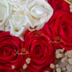 Gros plan roses haut de gamme pour bouquet sur mesure