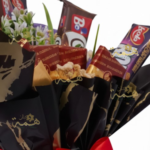 Zoom détails chocolats et biscuits Bimo bouquet gourmand